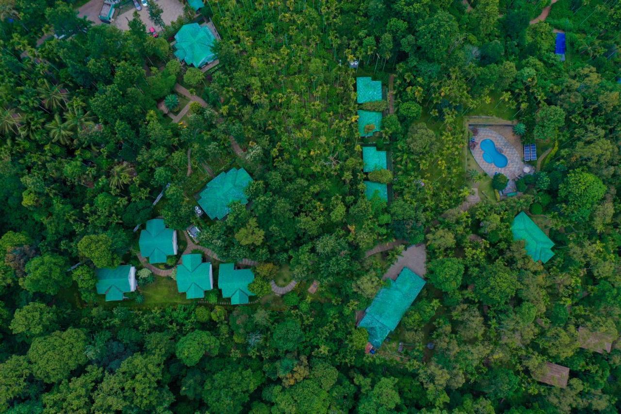 The Woods Resorts Wayanad Sultan Bathery Esterno foto